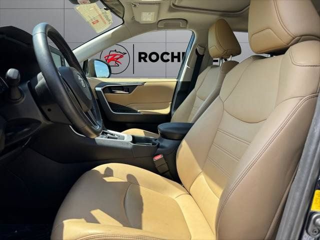Certified 2019 Toyota RAV4 XLE Premium w/ All Weather Liner Package AWD/4WD image 41