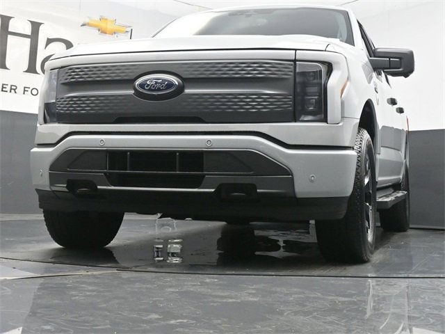 Used 2023 Ford F150 Lightning XLT image 4