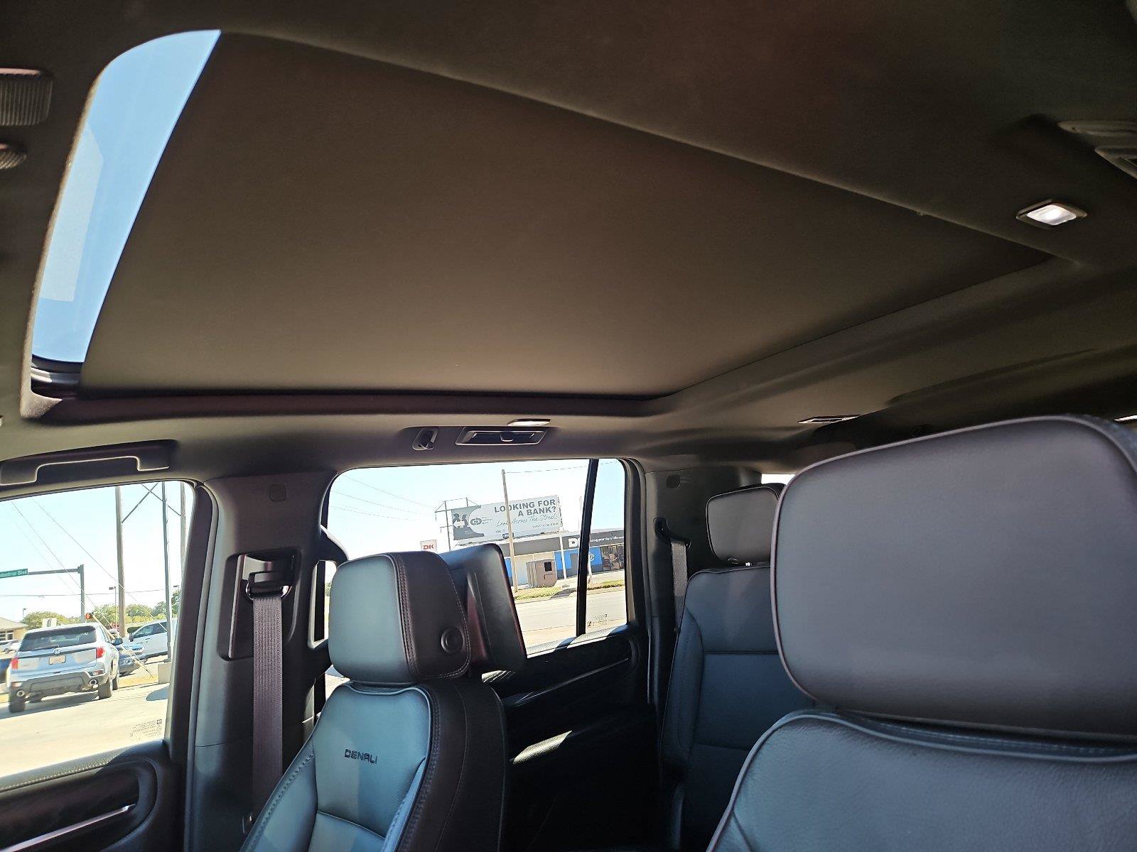 Used 2024 GMC Yukon XL Denali w/ Denali Reserve Package AWD/4WD image 20