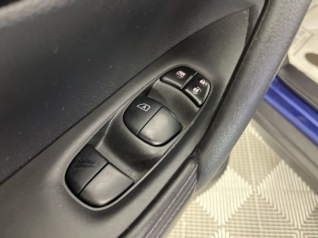 Used 2018 Nissan Rogue SL image 31