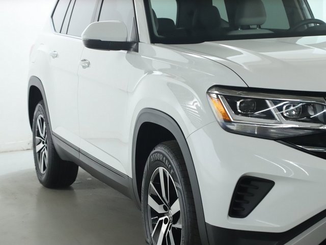 Used 2023 Volkswagen Atlas SE image 8