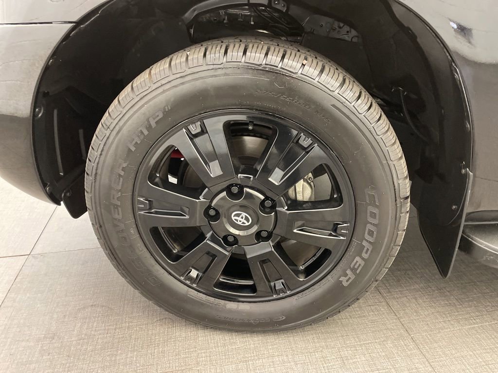 Used 2022 Toyota Sequoia TRD Sport AWD/4WD image 10