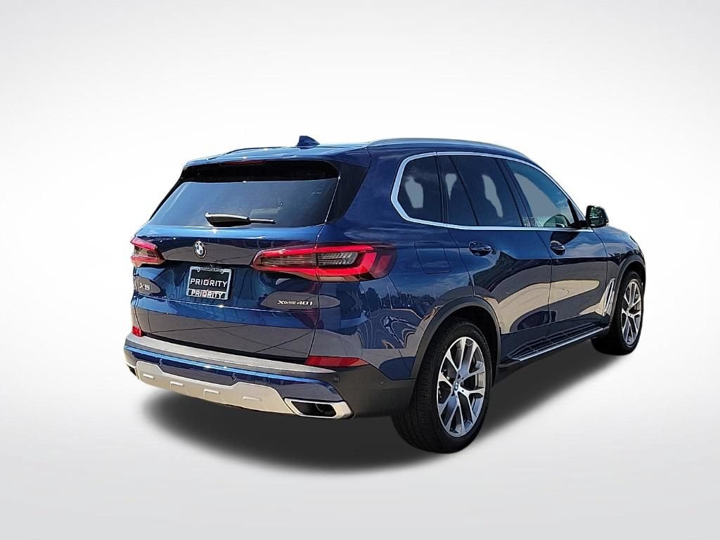 Used 2021 BMW X5 xDrive40i w/ Premium Package AWD/4WD image 4