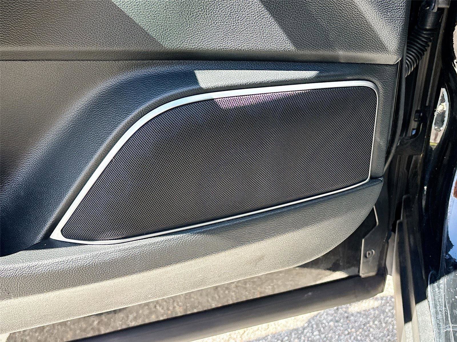 Used 2021 Maserati Levante S image 19