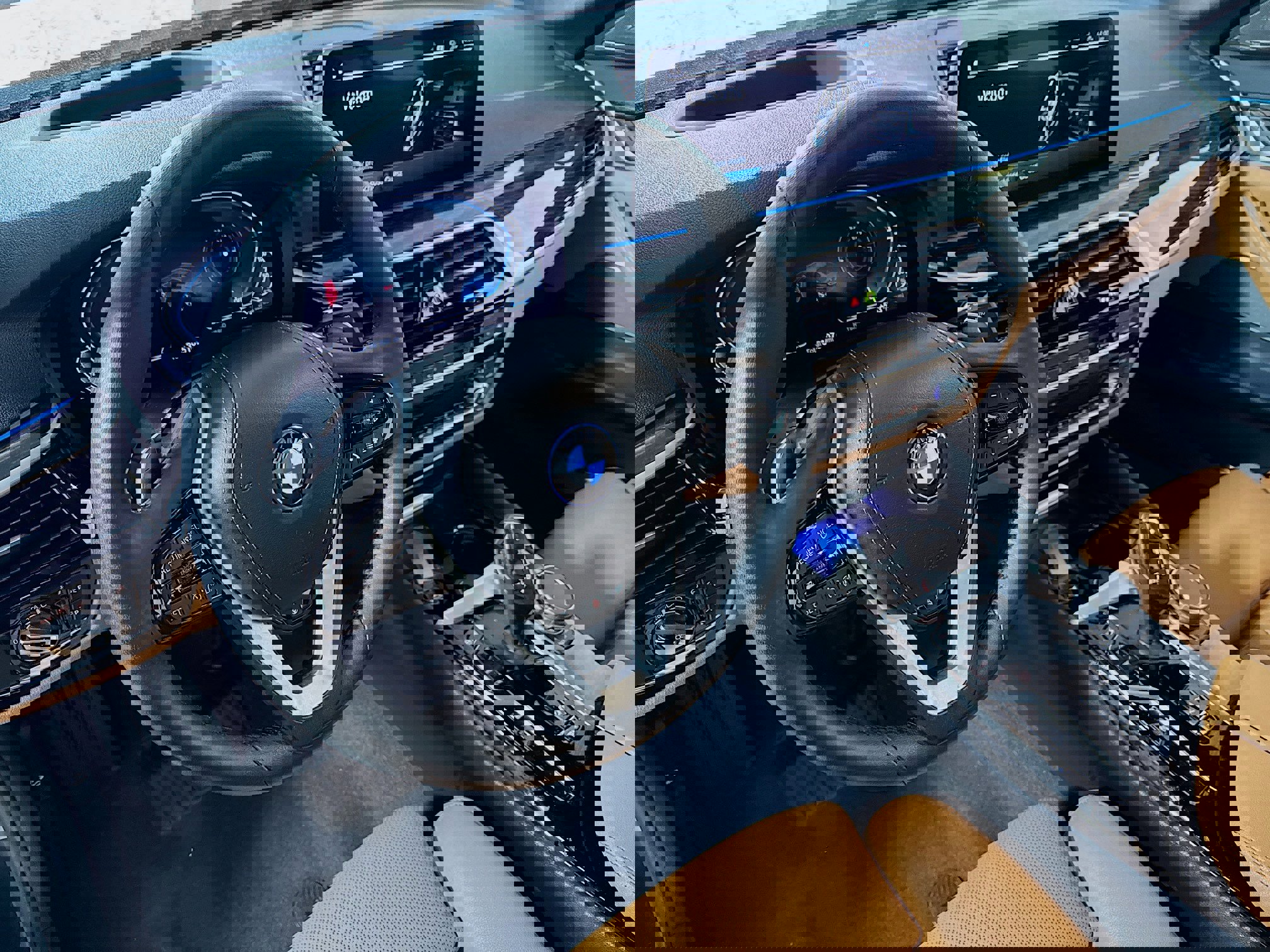 Used 2023 BMW 530e xDrive w/ Premium Package image 14