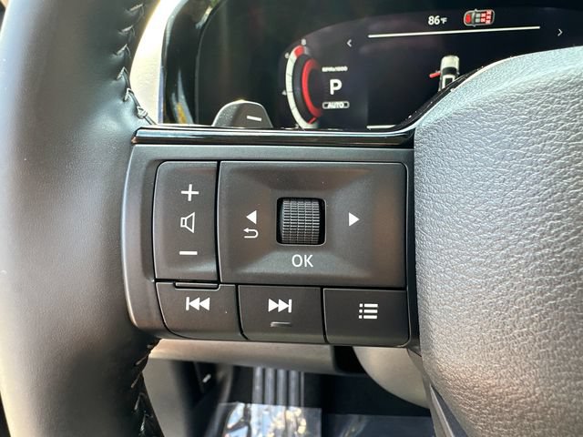 Used 2026 Nissan Pathfinder SL w/ SL Premium Package AWD/4WD image 33