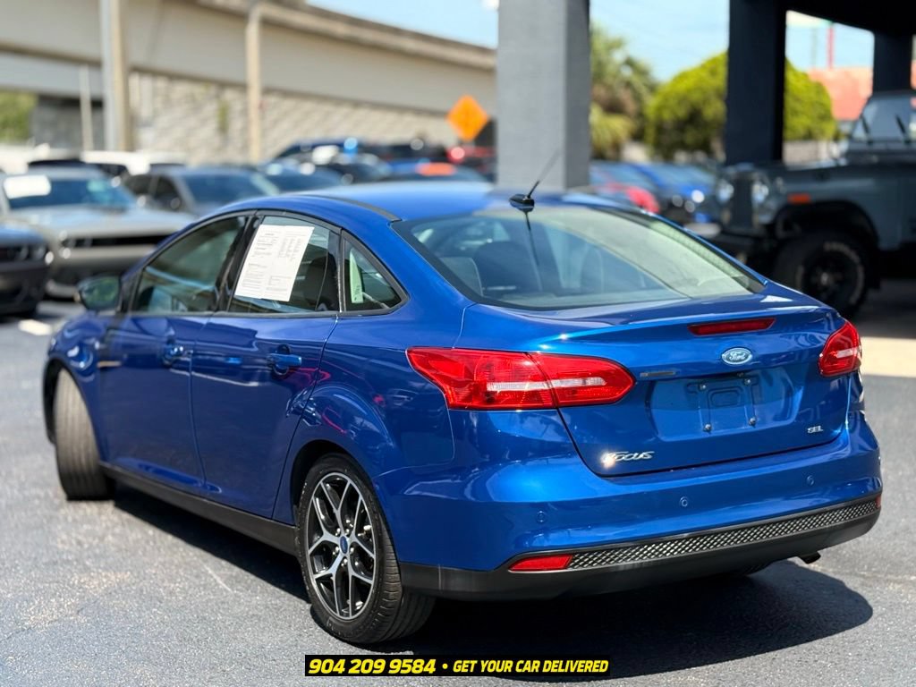 Used 2018 Ford Focus SEL FWD image 3