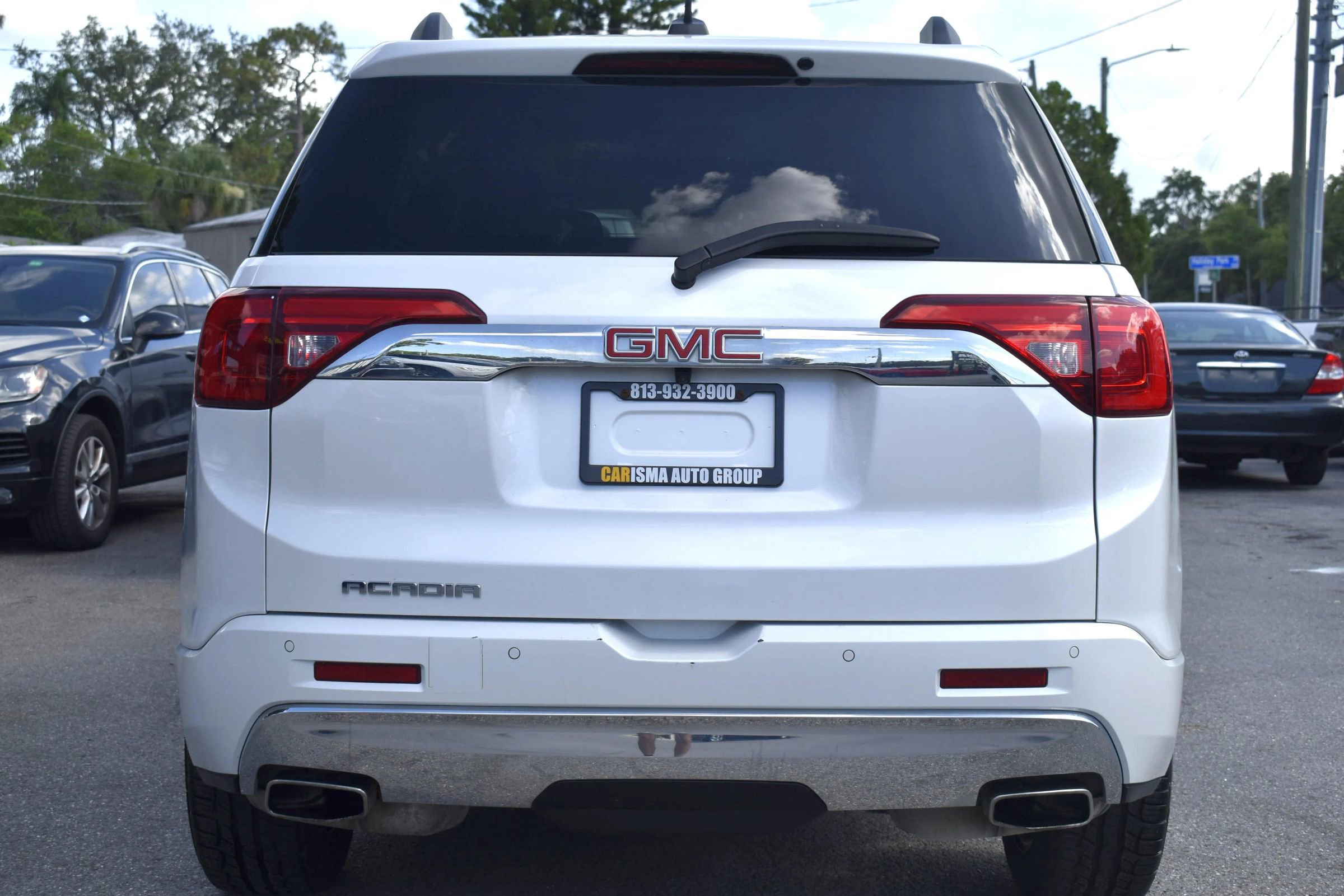 Used 2017 GMC Acadia Denali w/ Technology Package image 6