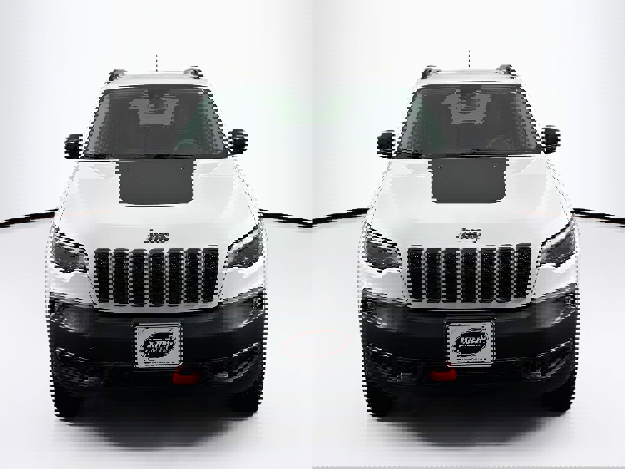 Used 2022 Jeep Cherokee Trailhawk image 4