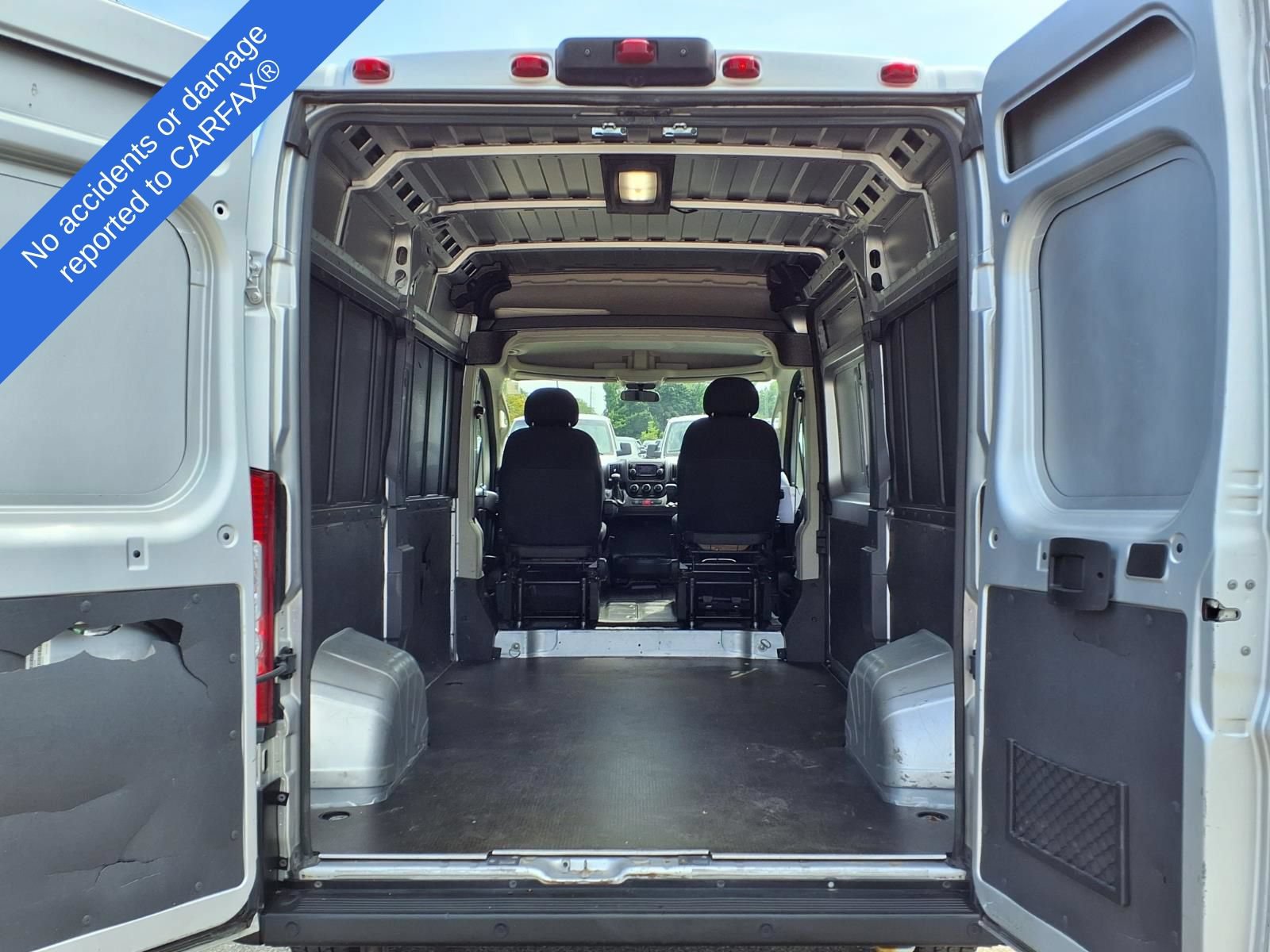 Used 2021 RAM ProMaster 1500 w/ Convenience Group FWD image 11