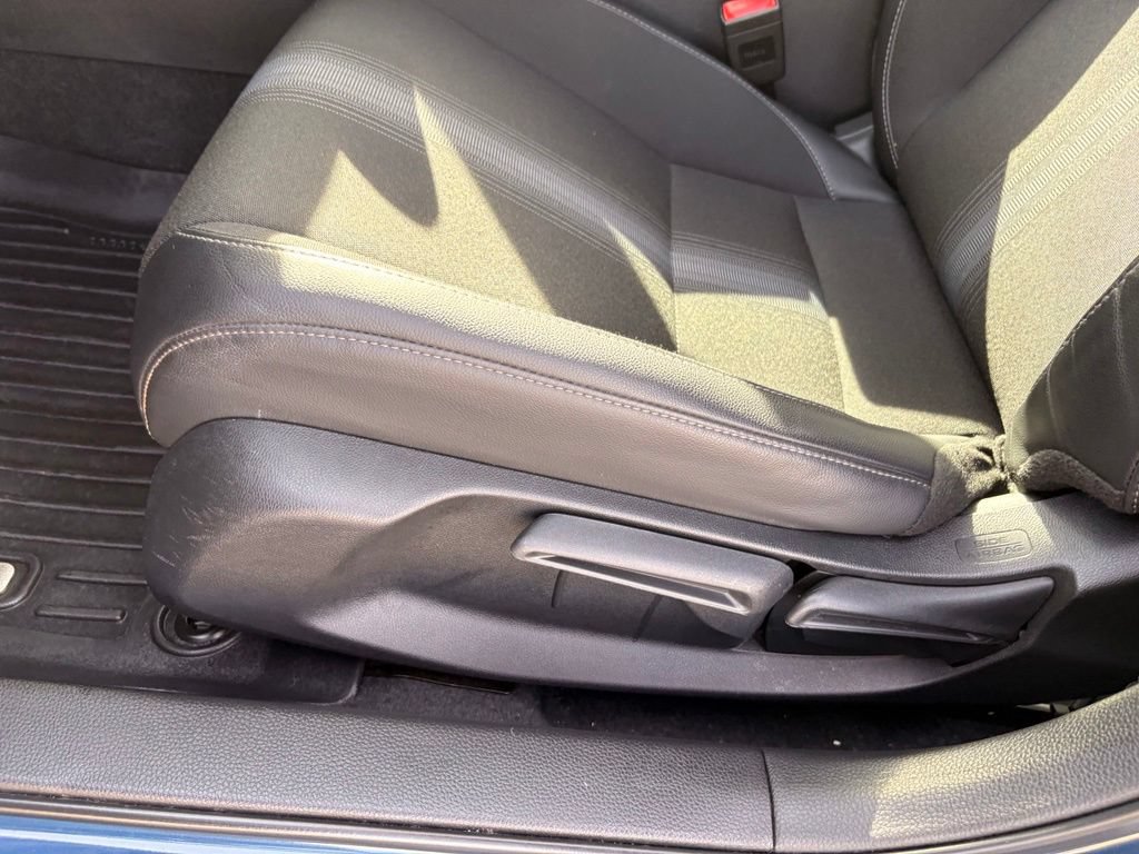 Used 2025 Honda Civic Sport image 27
