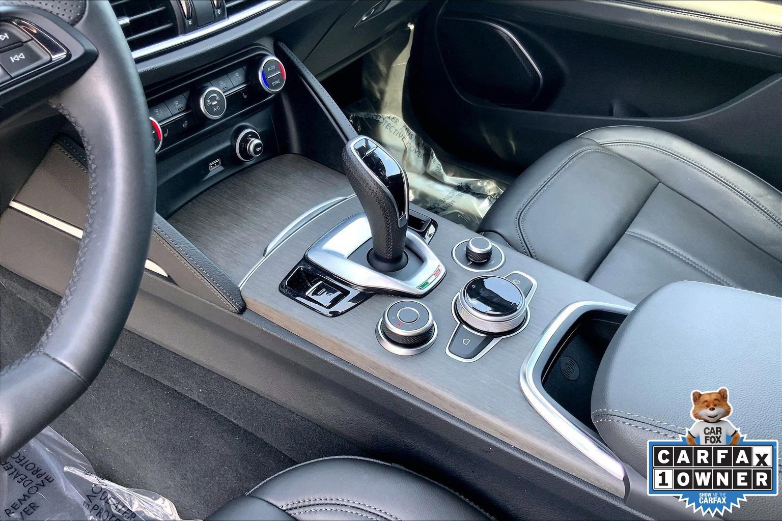 Used 2023 Alfa Romeo Stelvio Ti image 17