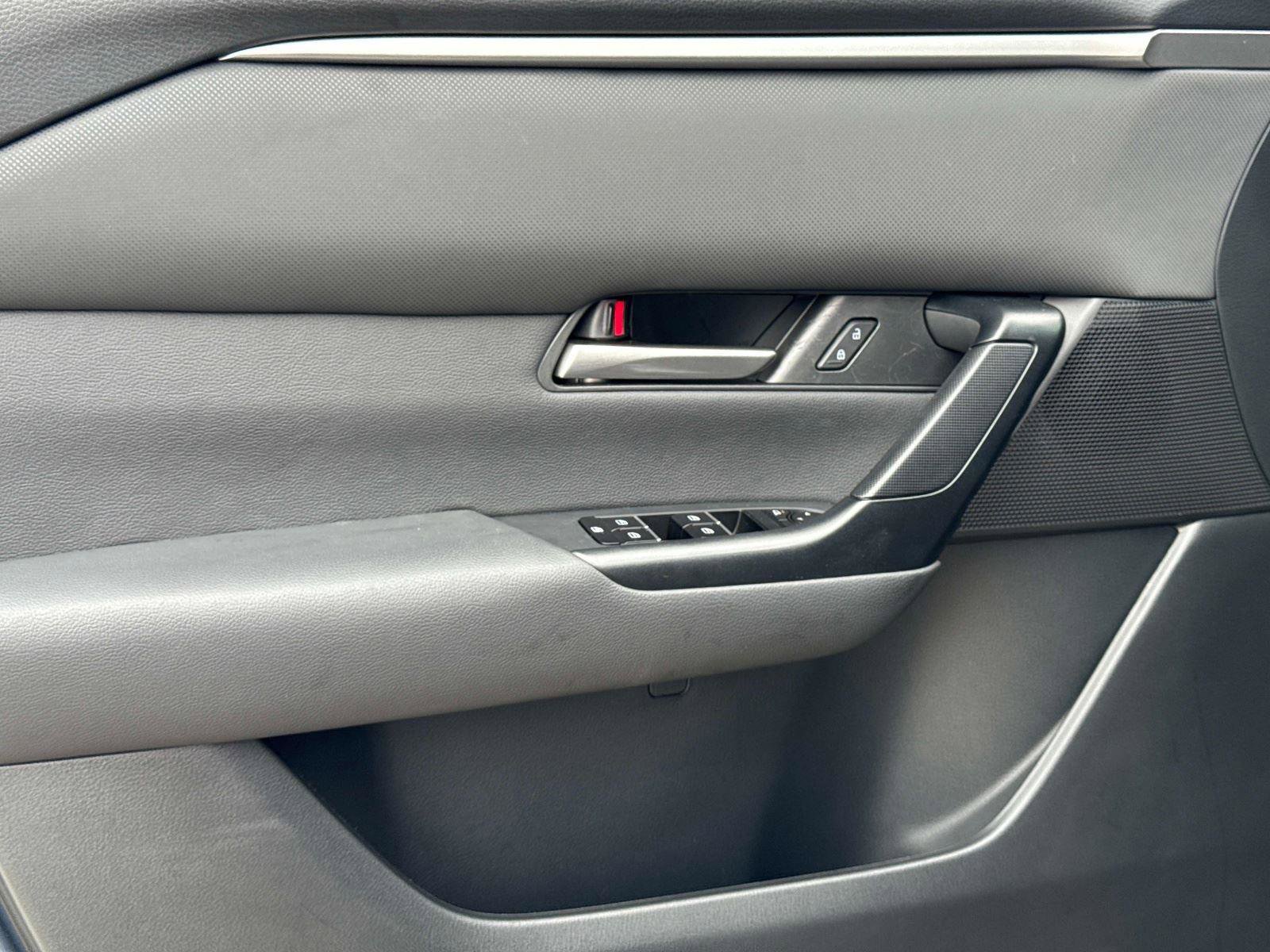 Certified 2024 MAZDA CX-50 AWD 2.5 S w/ Premium Package image 18