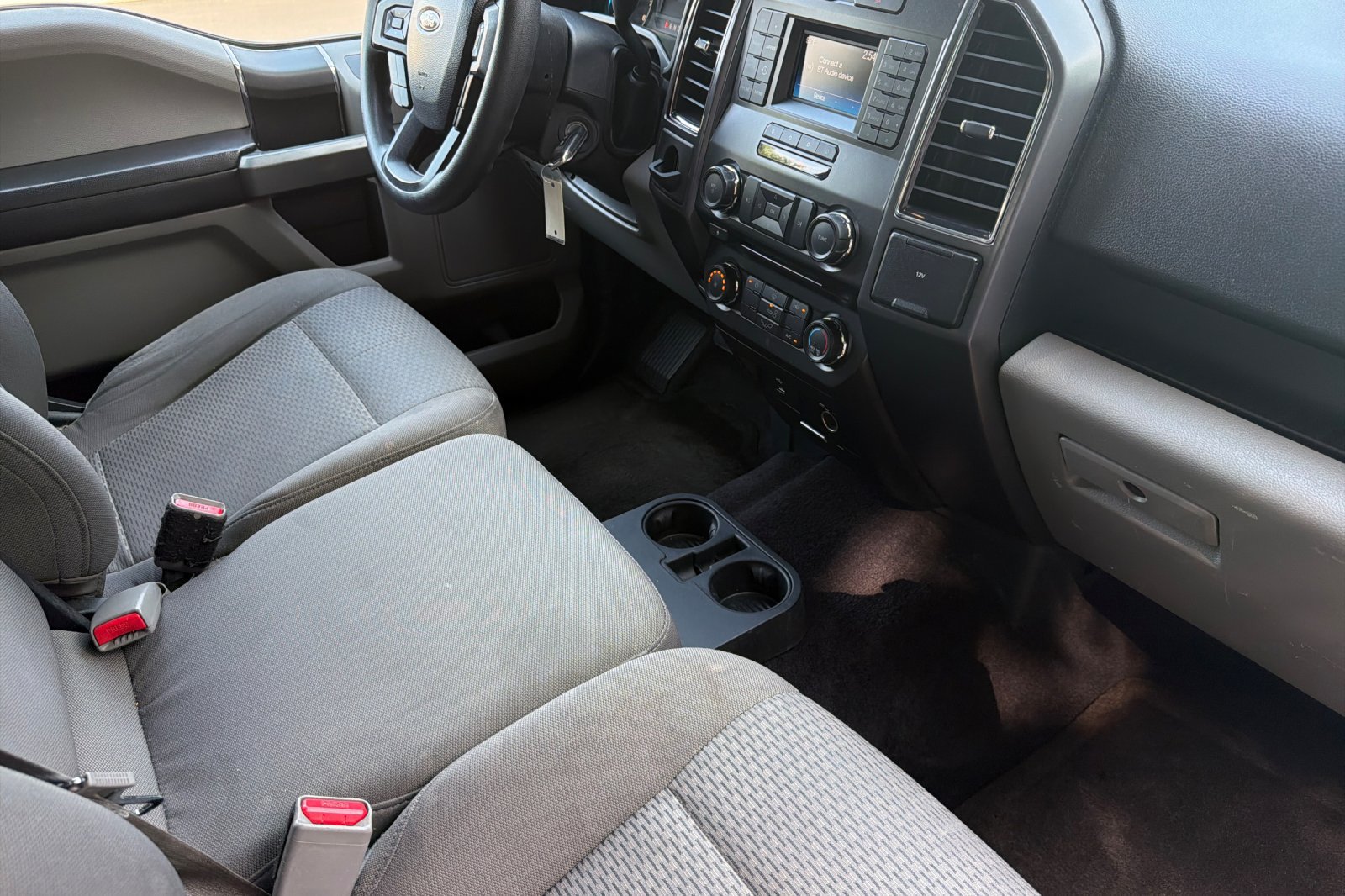 Used 2017 Ford F150 XLT RWD image 12