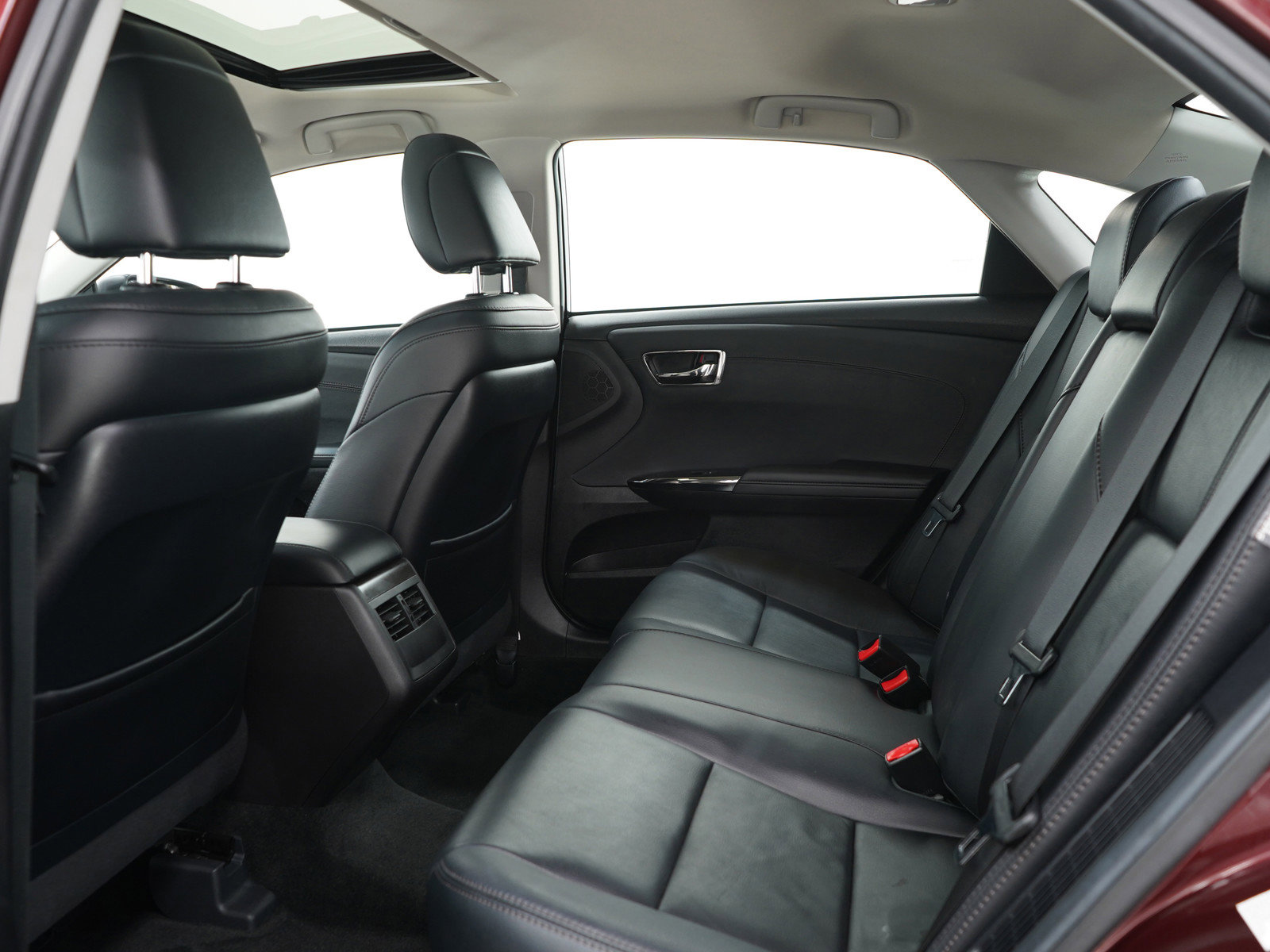 Used 2016 Toyota Avalon XLE Premium FWD image 13