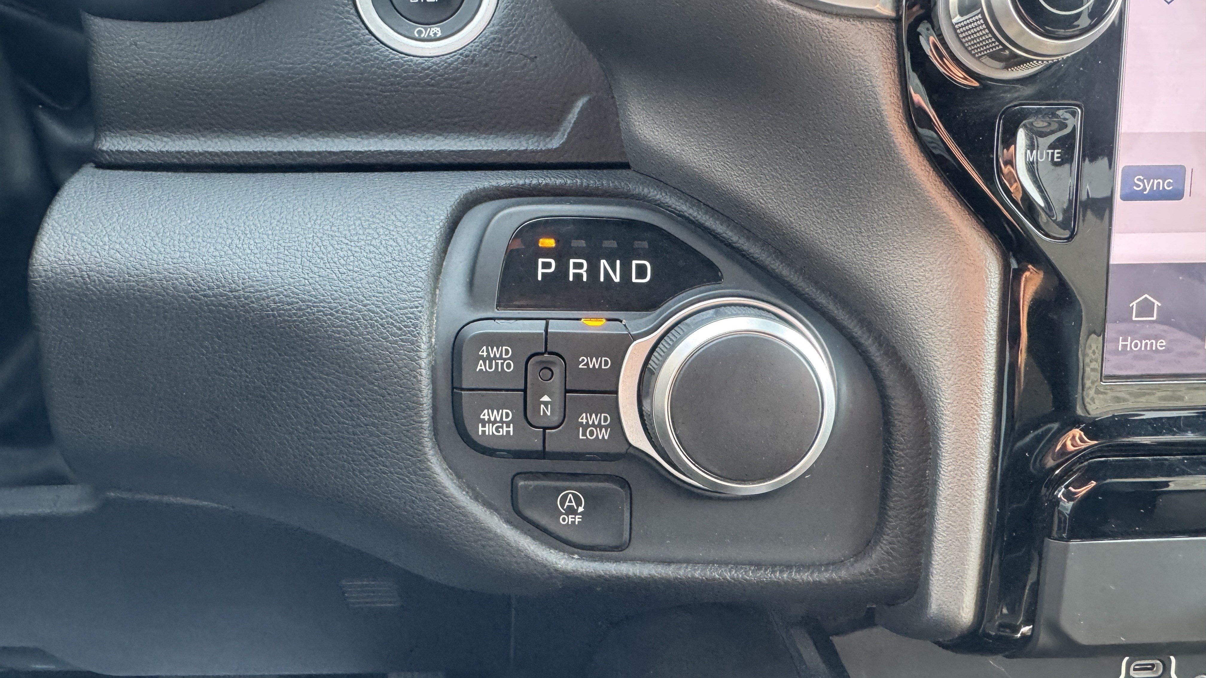 Used 2025 RAM 1500 Big Horn AWD/4WD image 16