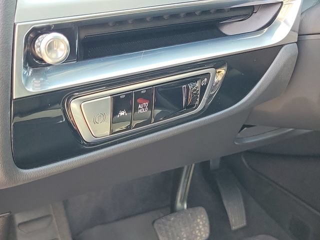 Certified 2024 Cadillac Lyriq Sport w/ LPO, Floor Liner Package AWD/4WD image 21