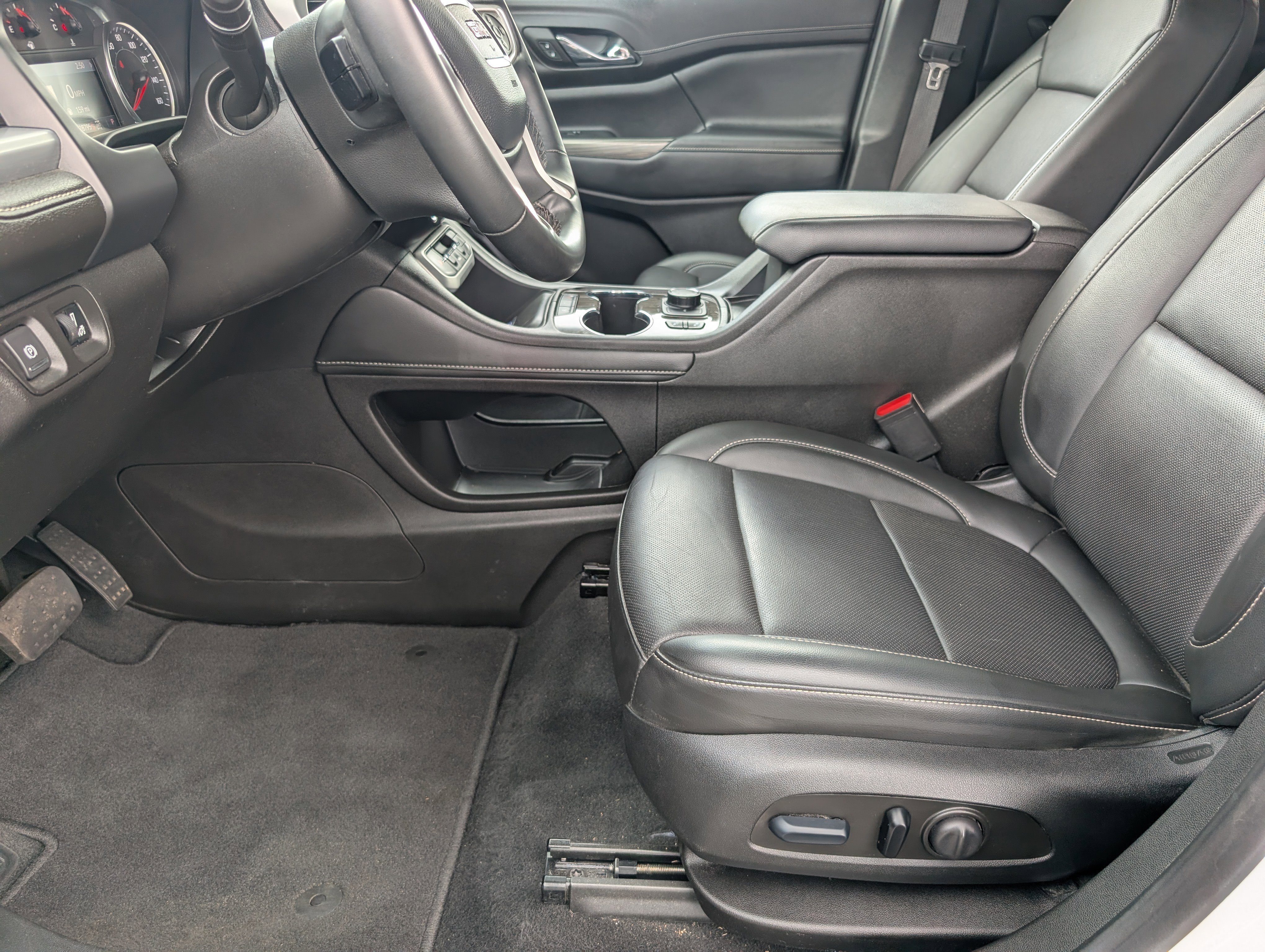 Used 2023 GMC Acadia SLT AWD/4WD image 15