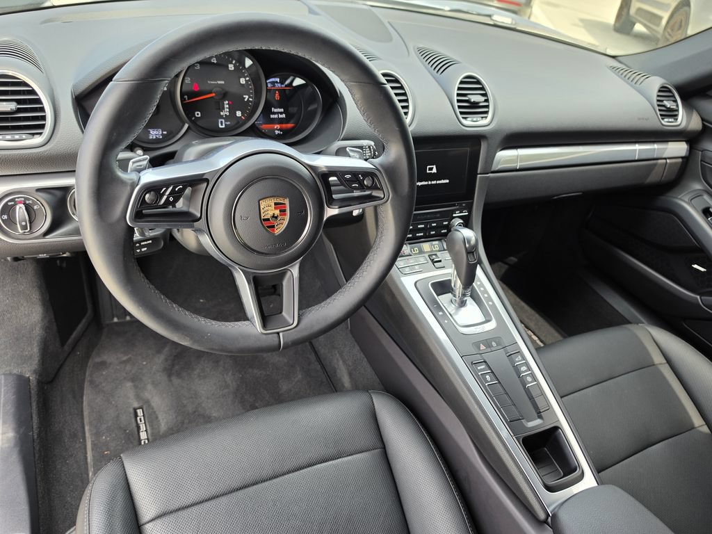 Certified 2024 Porsche 718 Cayman RWD image 4