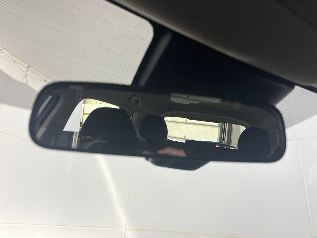 Used 2019 Nissan Rogue S image 75