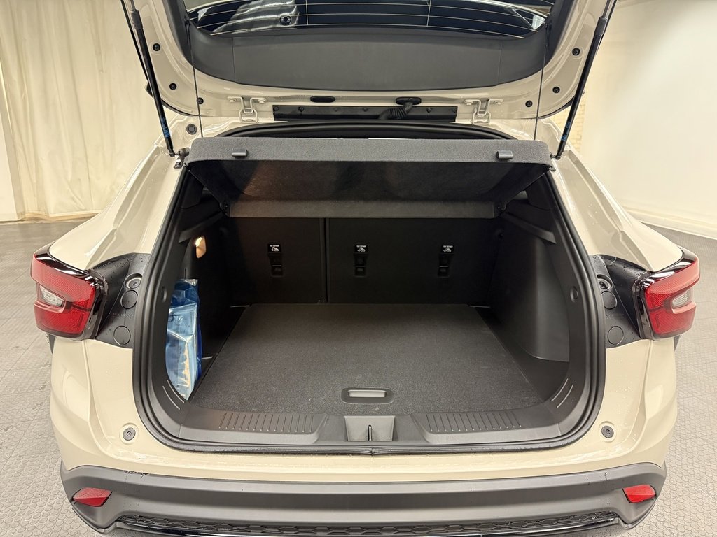 New 2026 Chevrolet Trax RS image 5