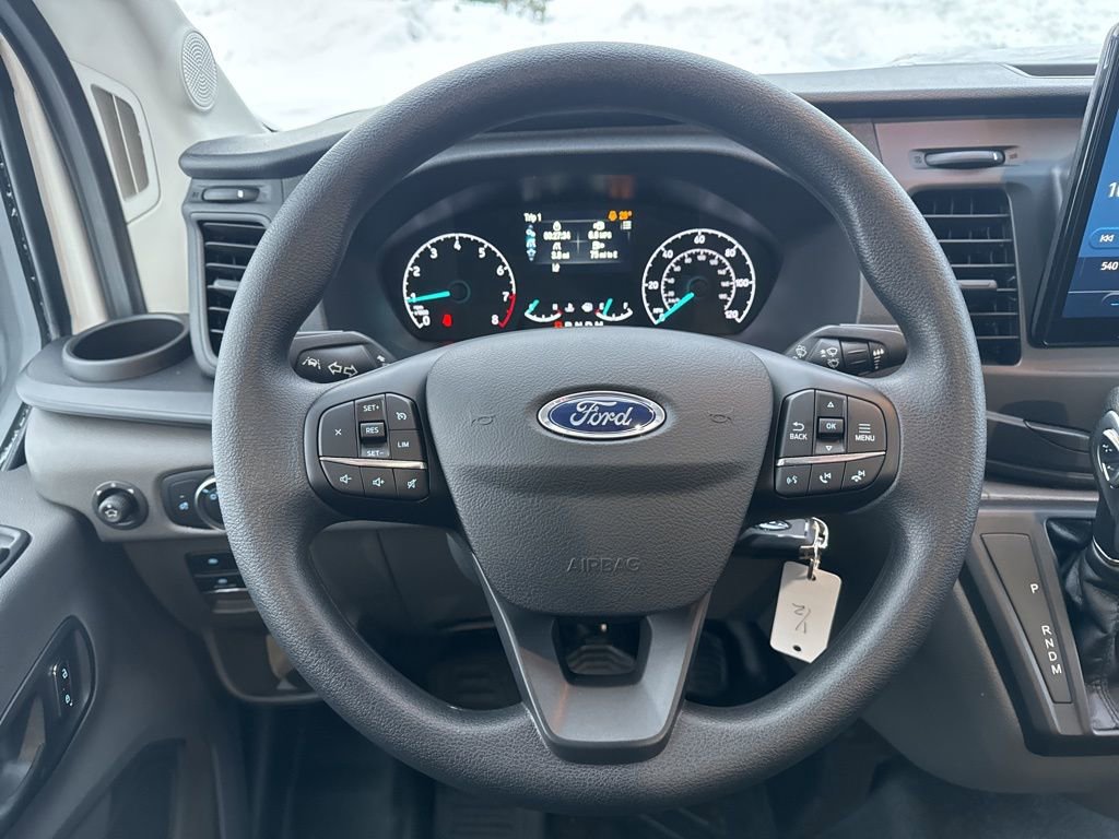 New 2025 Ford Transit 250 148 Medium Roof image 24