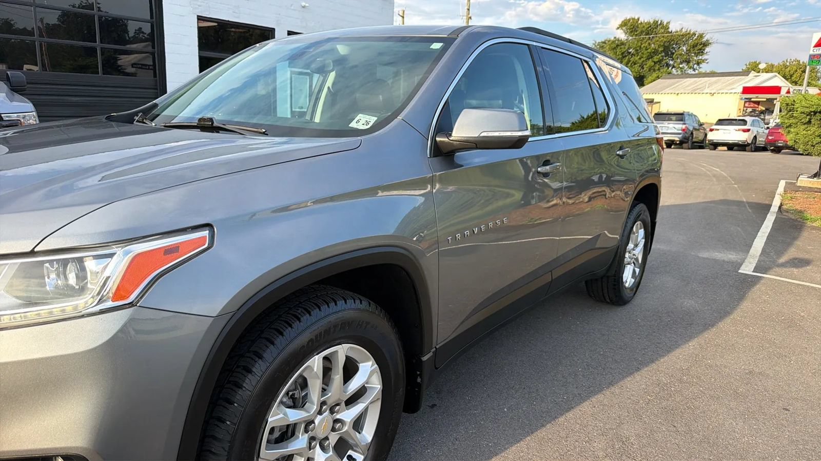 Used 2021 Chevrolet Traverse LT AWD/4WD image 13