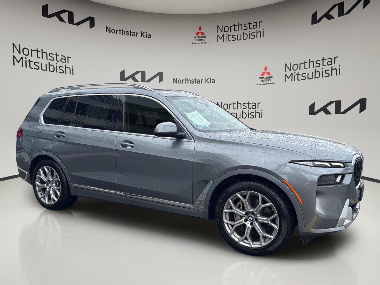 Used 2025 BMW X7 xDrive40i AWD/4WD image 10