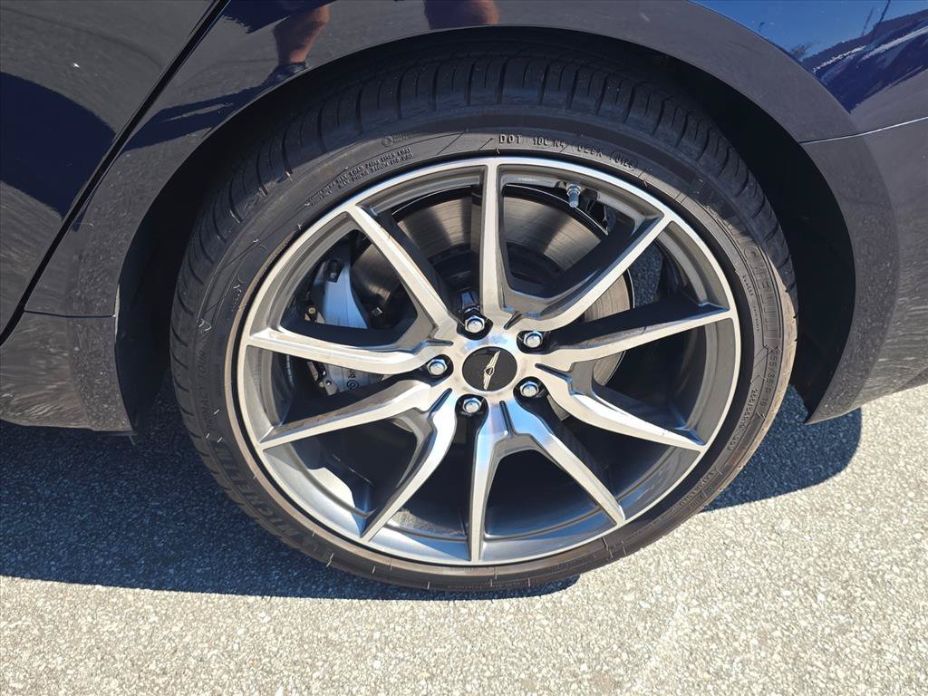 Used 2026 Genesis G70 2.5T RWD image 12