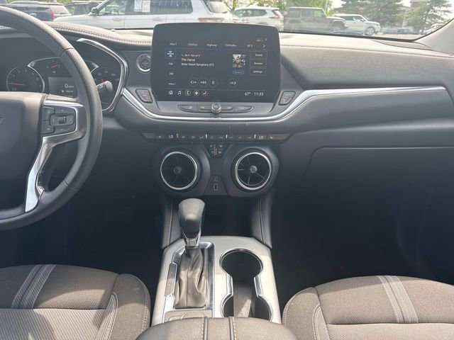 Used 2025 Chevrolet Blazer LT image 19