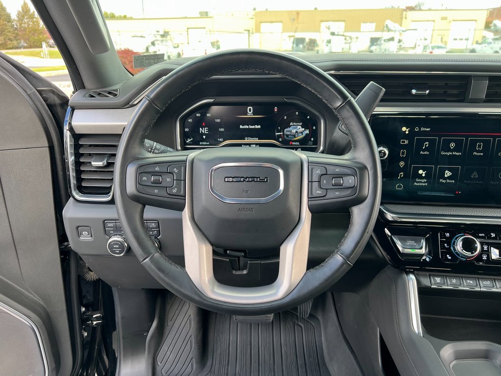 Used 2025 GMC Sierra 2500 Denali image 3