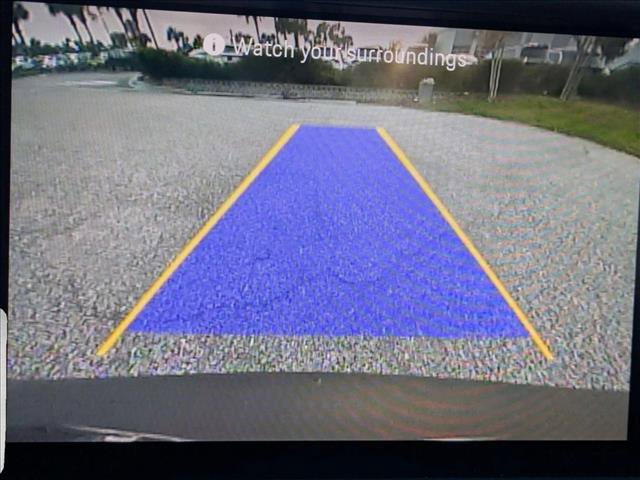 Used 2023 Porsche Cayenne Platinum Edition image 10