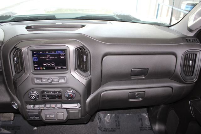 Used 2025 Chevrolet Silverado 2500 W/T w/ WT/CX Safety Package AWD/4WD image 27