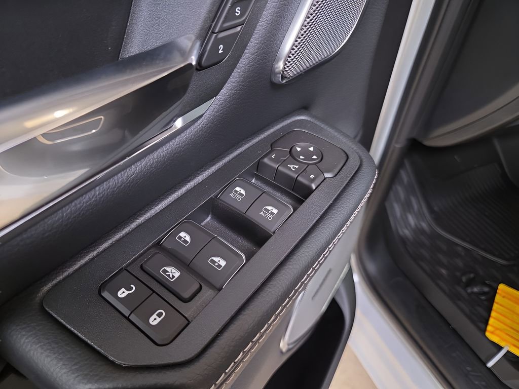 New 2026 RAM 1500 Laramie w/ Night Edition image 10