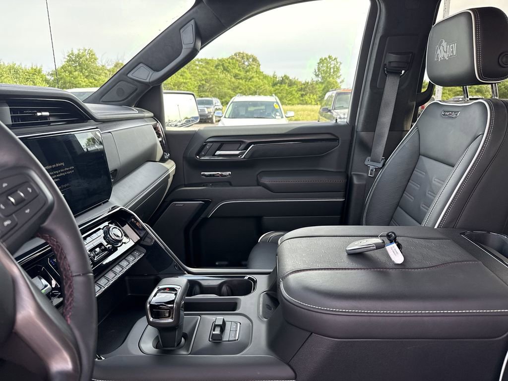 Certified 2026 GMC Sierra 1500 AT4X w/ AT4X AEV Edition AWD/4WD image 26