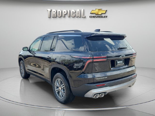 New 2026 Chevrolet Traverse LT FWD image 2