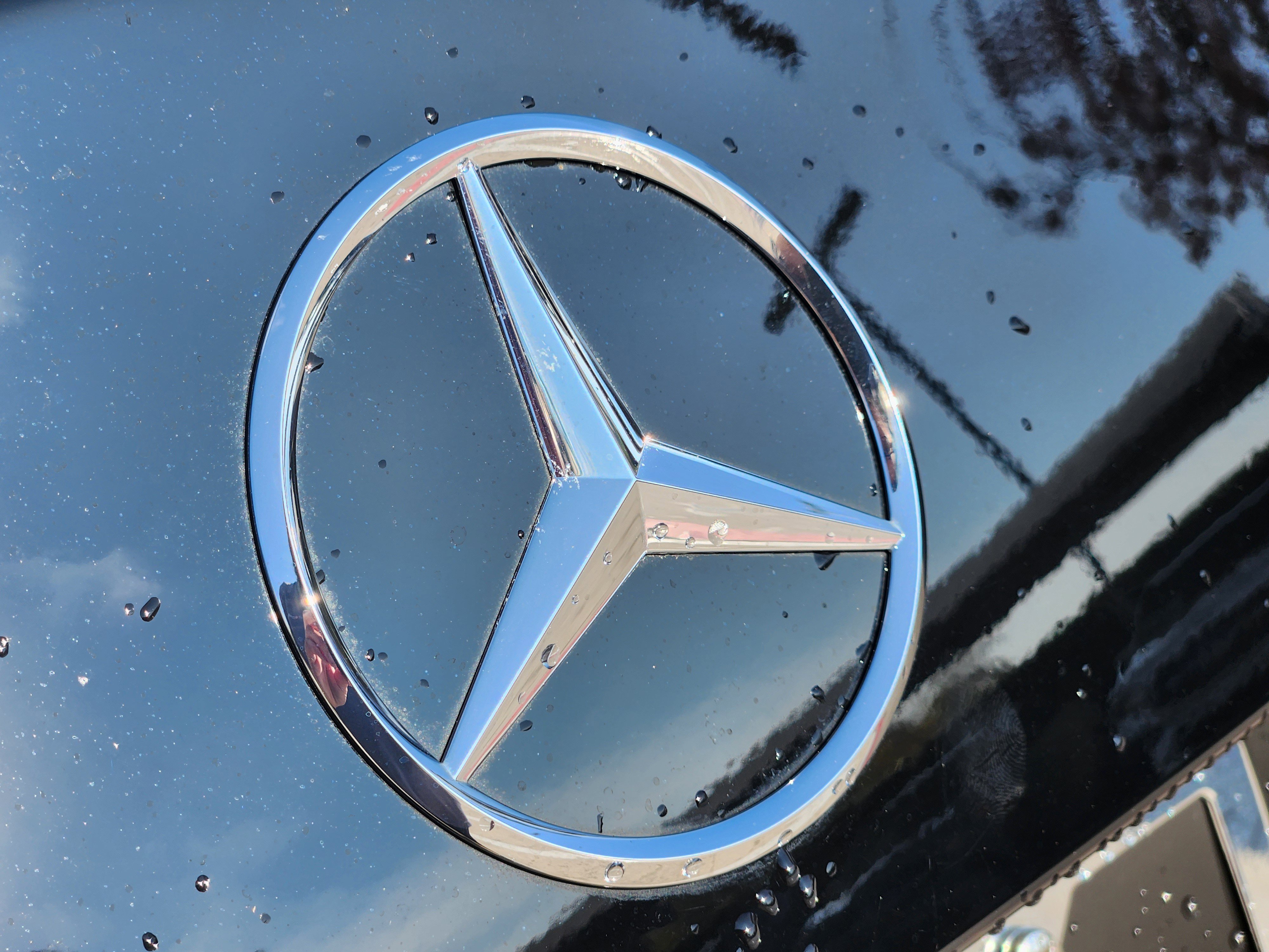 Used 2025 Mercedes-Benz C 300 Sedan image 10