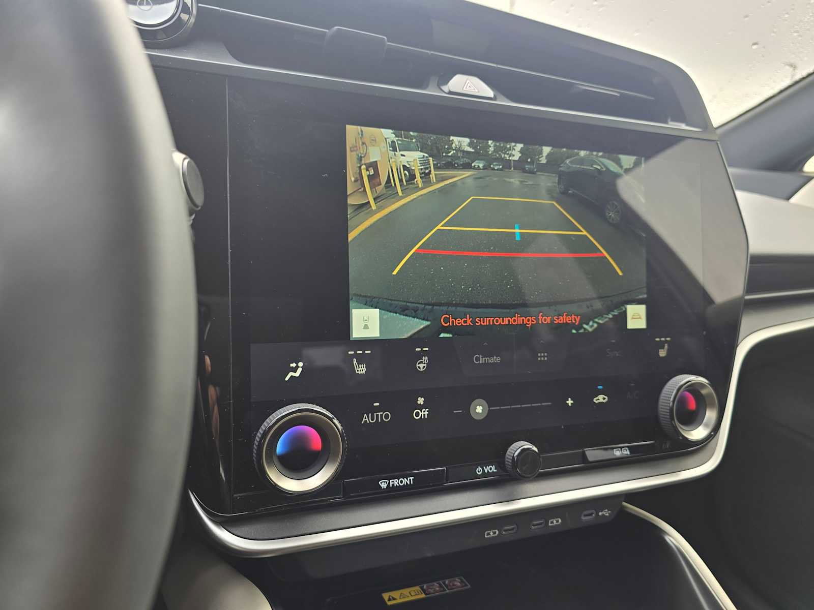 Certified 2025 Lexus RZ 300e image 28