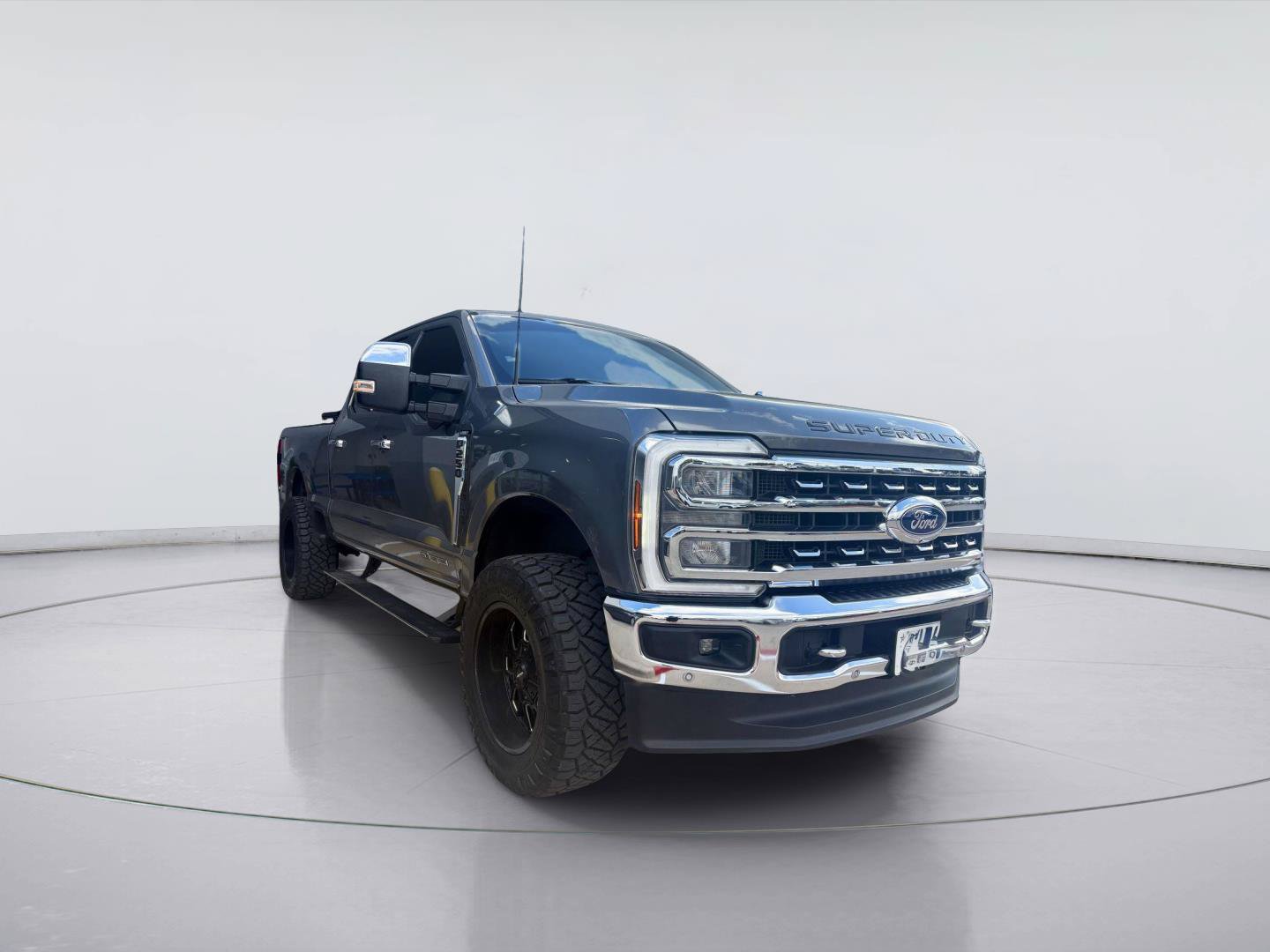 Used 2024 Ford F250 Lariat w/ Lariat Ultimate Package AWD/4WD image 1
