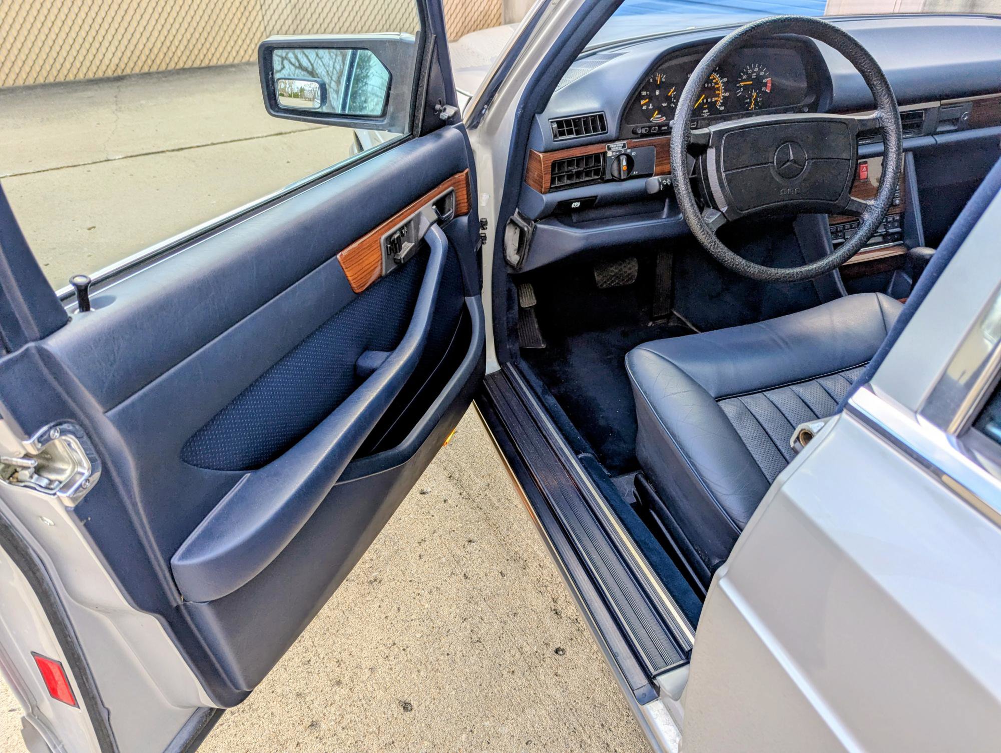 Used 1986 Mercedes-Benz 420 SEL image 6