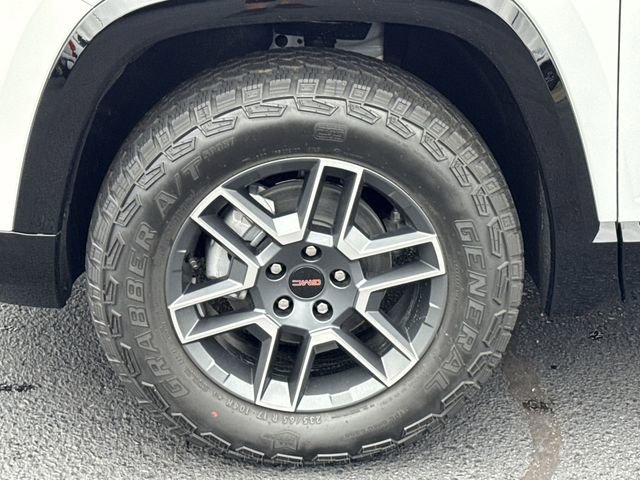 New 2026 GMC Terrain AT4 w/ LPO, Floor Liner Package image 22