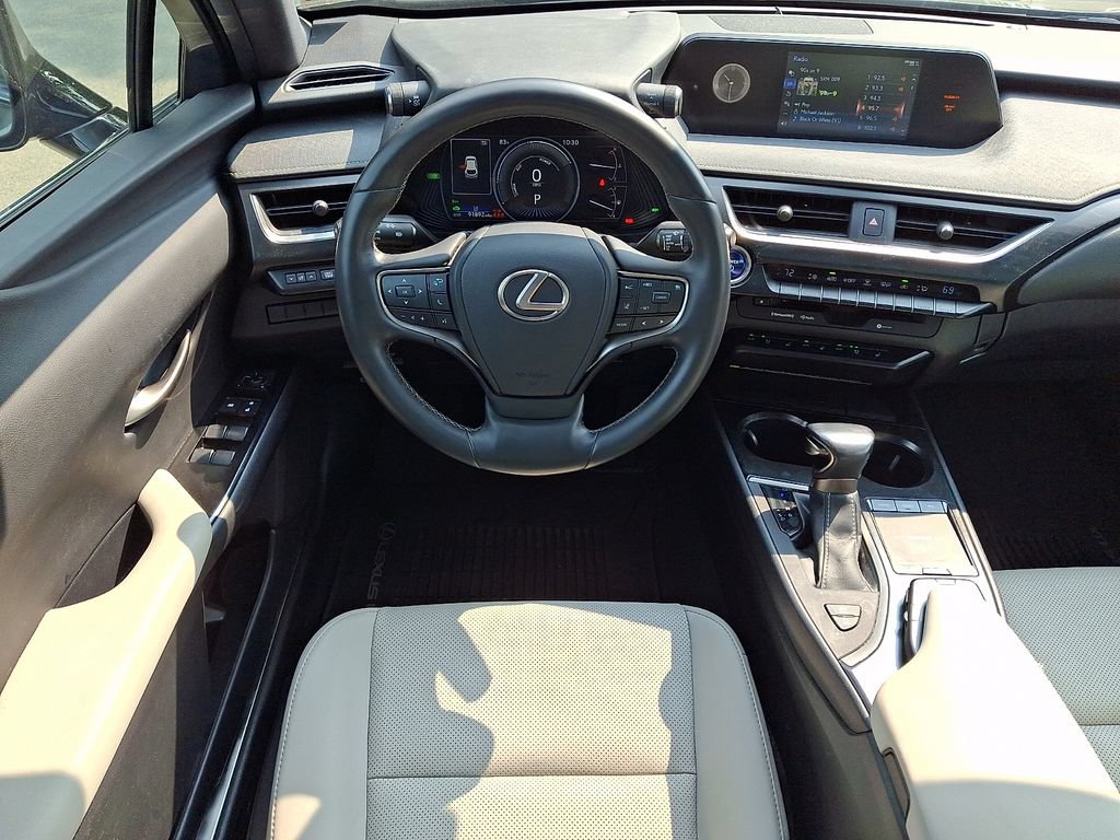 Used 2021 Lexus UX 250h w/ Premium Package AWD/4WD image 15