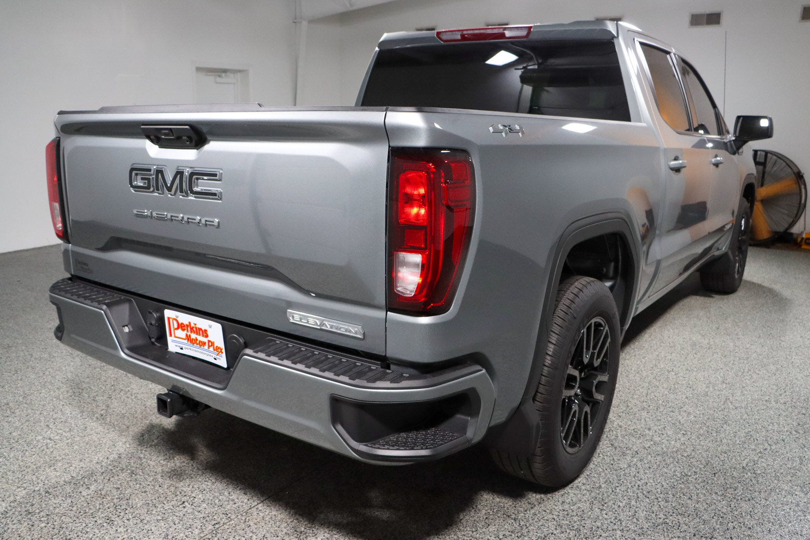 Used 2026 GMC Sierra 1500 Elevation AWD/4WD image 7