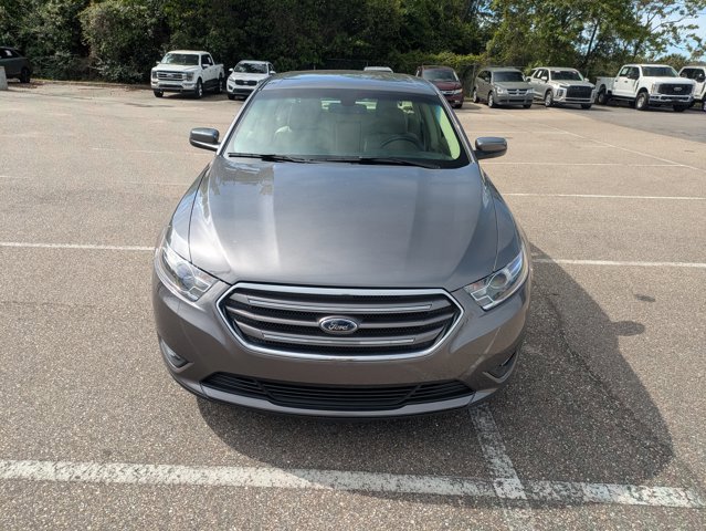 Used 2013 Ford Taurus SEL image 2