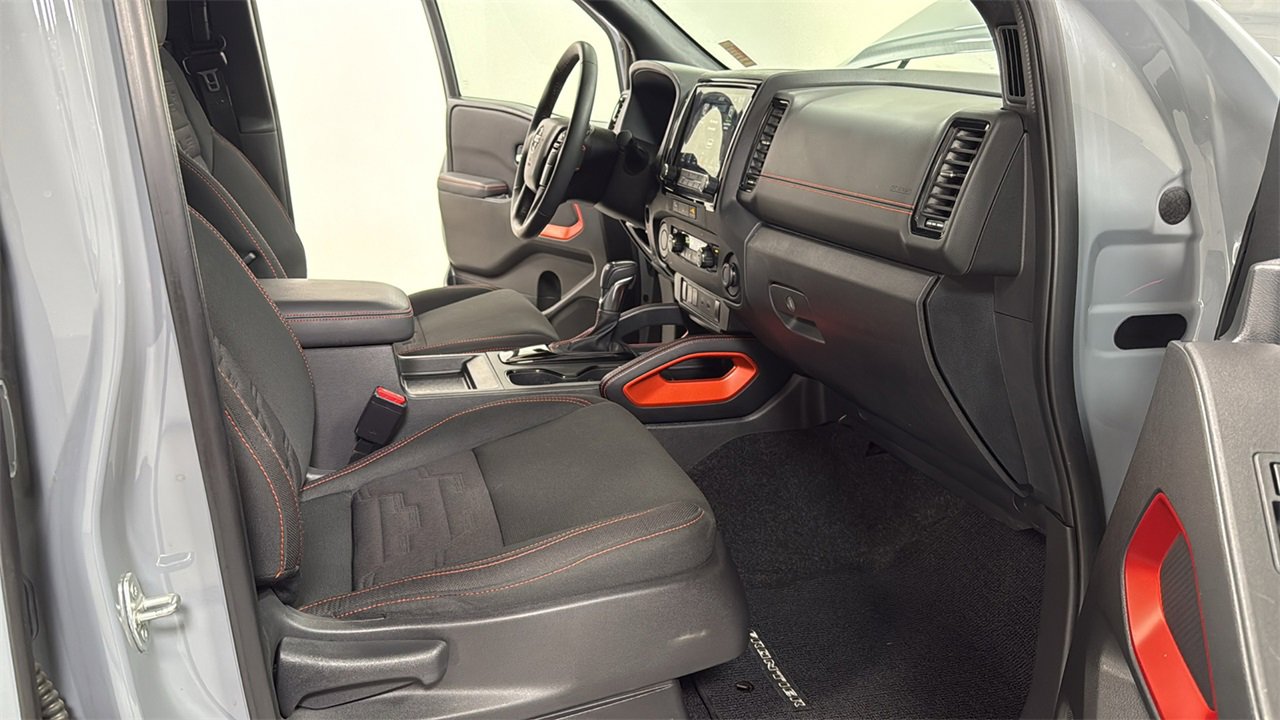 Used 2023 Nissan Frontier Pro-X w/ Tow Package image 18