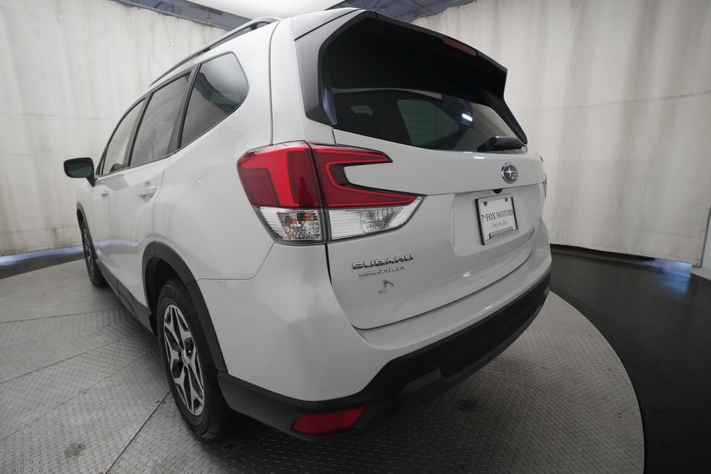 Used 2024 Subaru Forester Premium AWD/4WD image 35