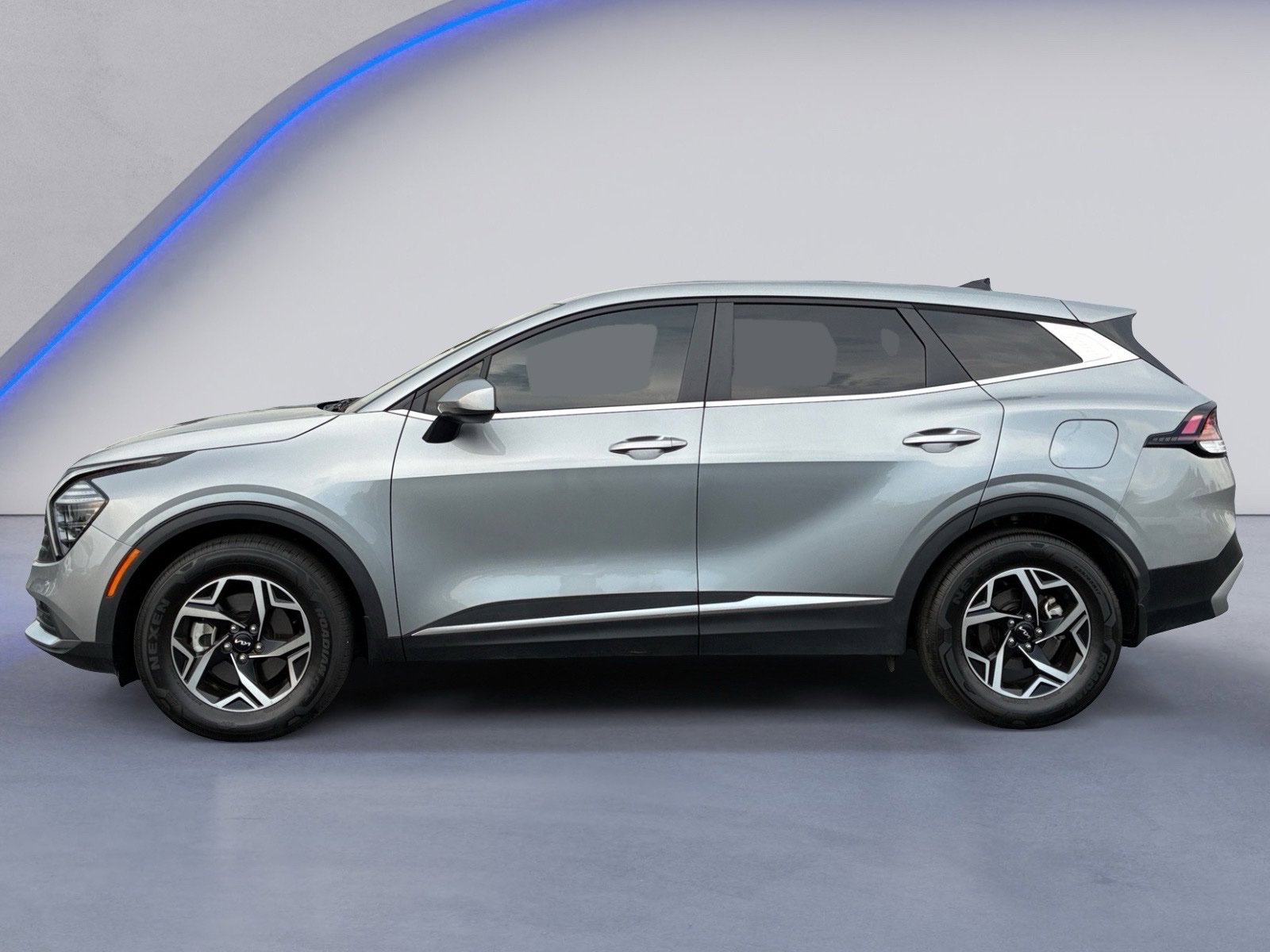 Used 2024 Kia Sportage LX FWD image 7
