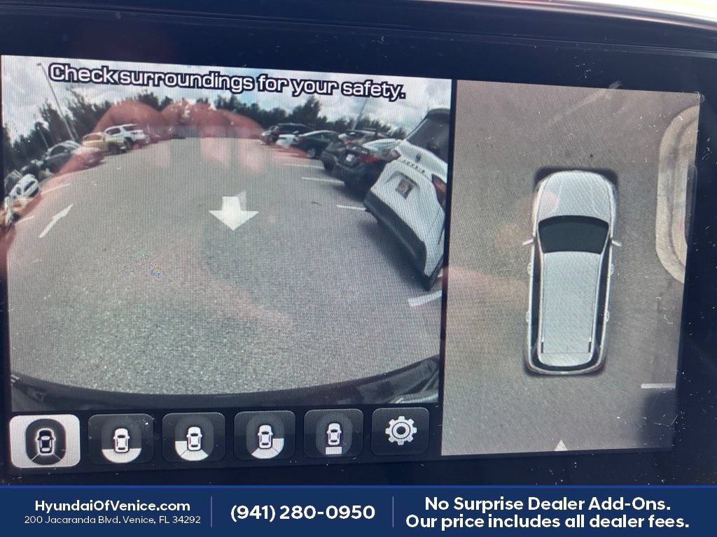 Used 2020 Hyundai Santa Fe Limited FWD image 8