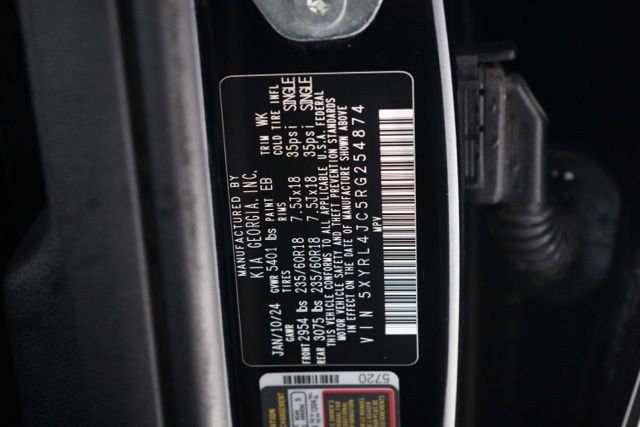 Used 2024 Kia Sorento S image 41