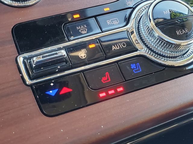 Used 2023 Lincoln Aviator Reserve w/ Equipment Group 201A image 22